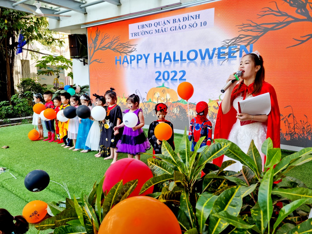Trường Mẫu giáo Số 10 tưng bừng tổ chức lễ hội Halloween năm 2022